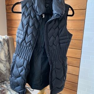 Bebe sleeveless puffer